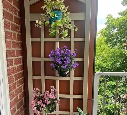 RailScapes Plant Clip for Garden Pots and Railings