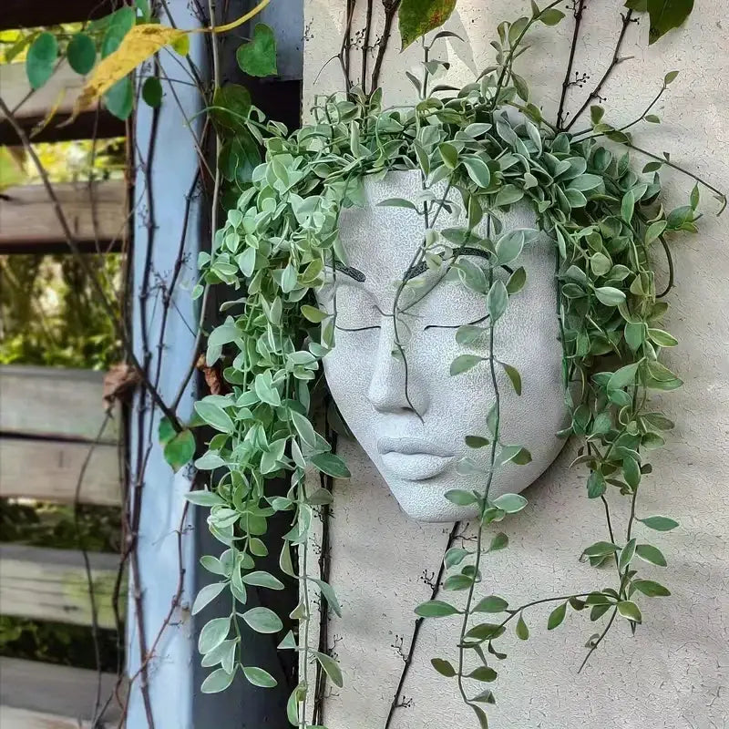 Wall Face Planter